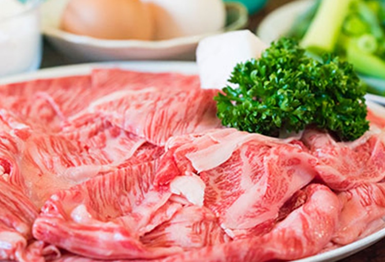 お肉の写真